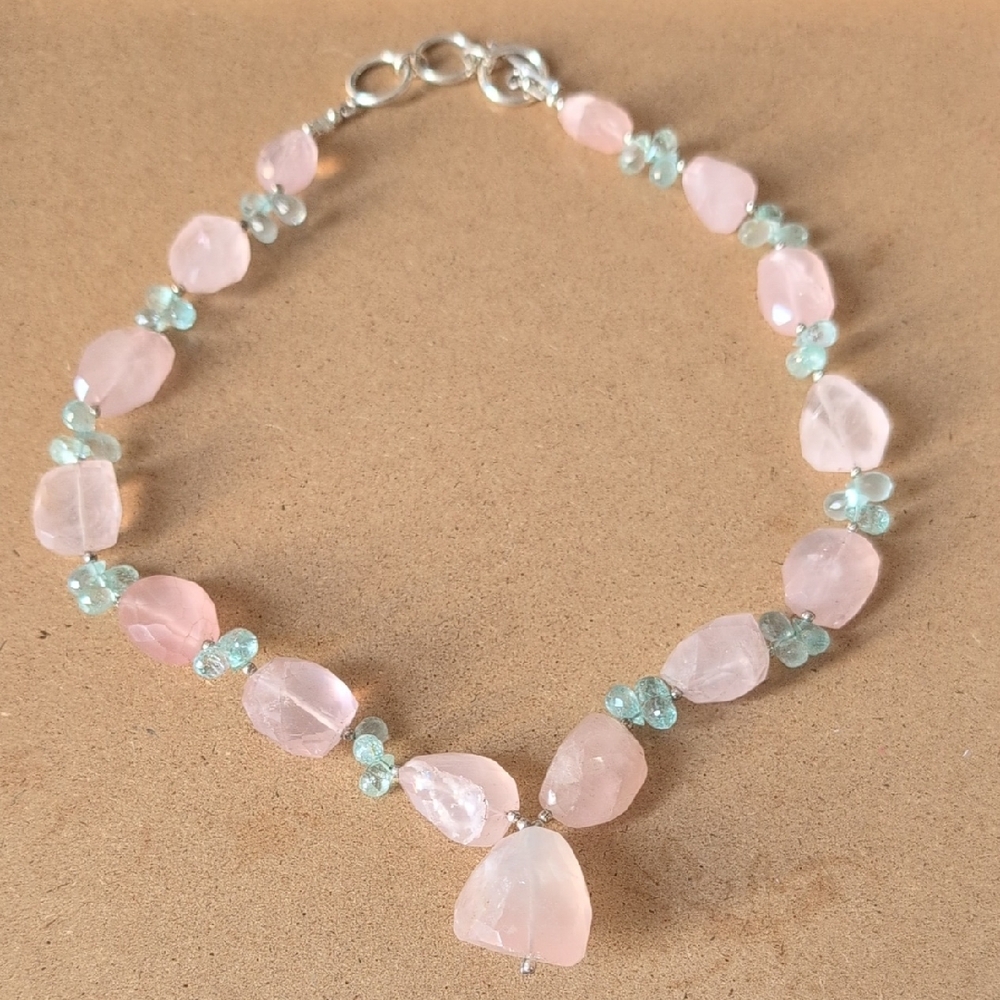 Elegant Rose Quartz and Aquamarine Necklace